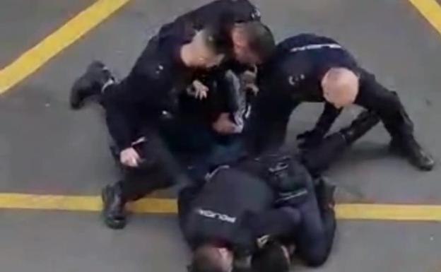 Los vecinos observaban atónitos la escena